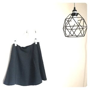 GAP quilted flirty skirt